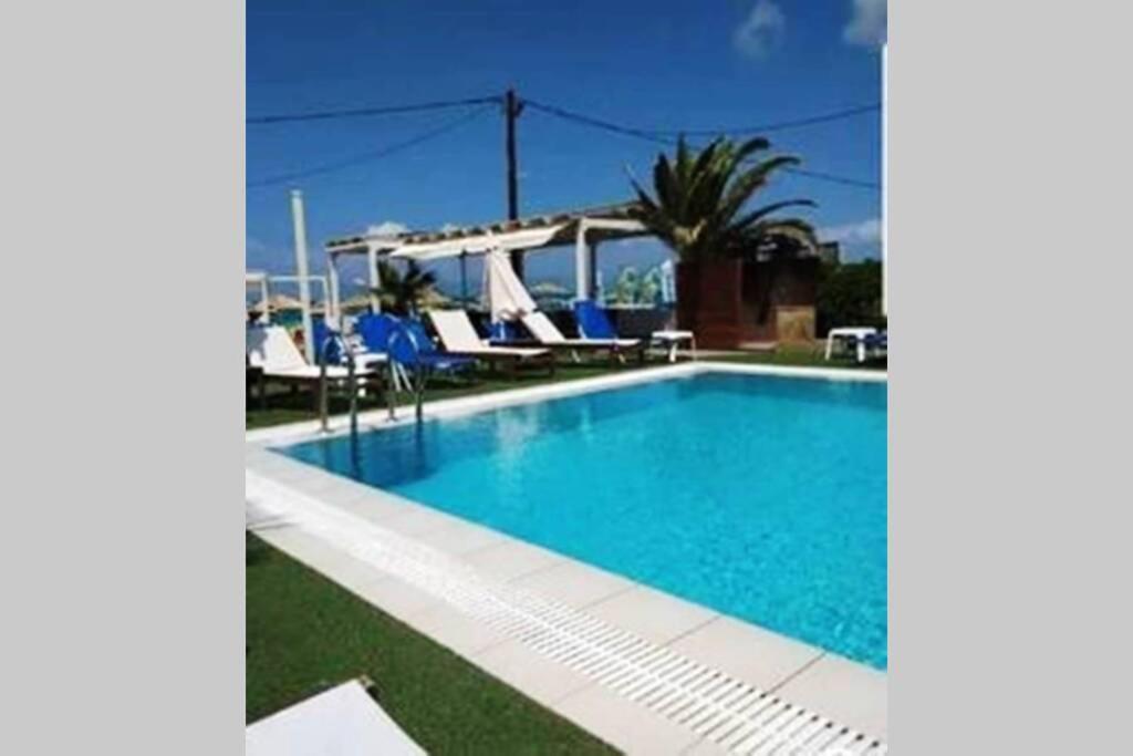 Havana 2 Luxury Sea And Pool Gazi エクステリア 写真